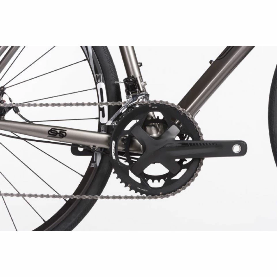 Orro Terra Gravel 105 R900 Flatbar Gravel Bike (2023) â Image 3